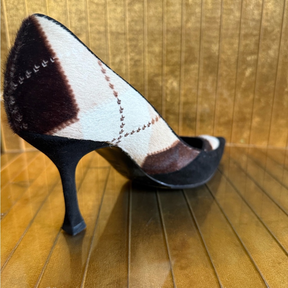 Escada women’s pony calf hair, Argyle pump shoe
